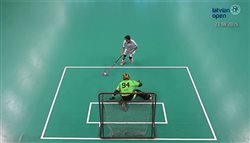 Sieg und Niederlage gegen den lettischen Meister Sieg und Niederlage gegen den lettischen Meister